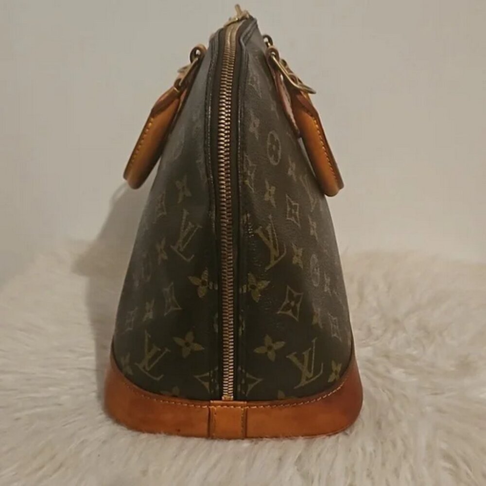 Authentic vintage Louis Vuitton Alma PM bag and dust bag and non-LV strap - Picture 5 of 14